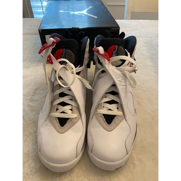Air Jordan 8 Retro Bugs Bunny main image 8